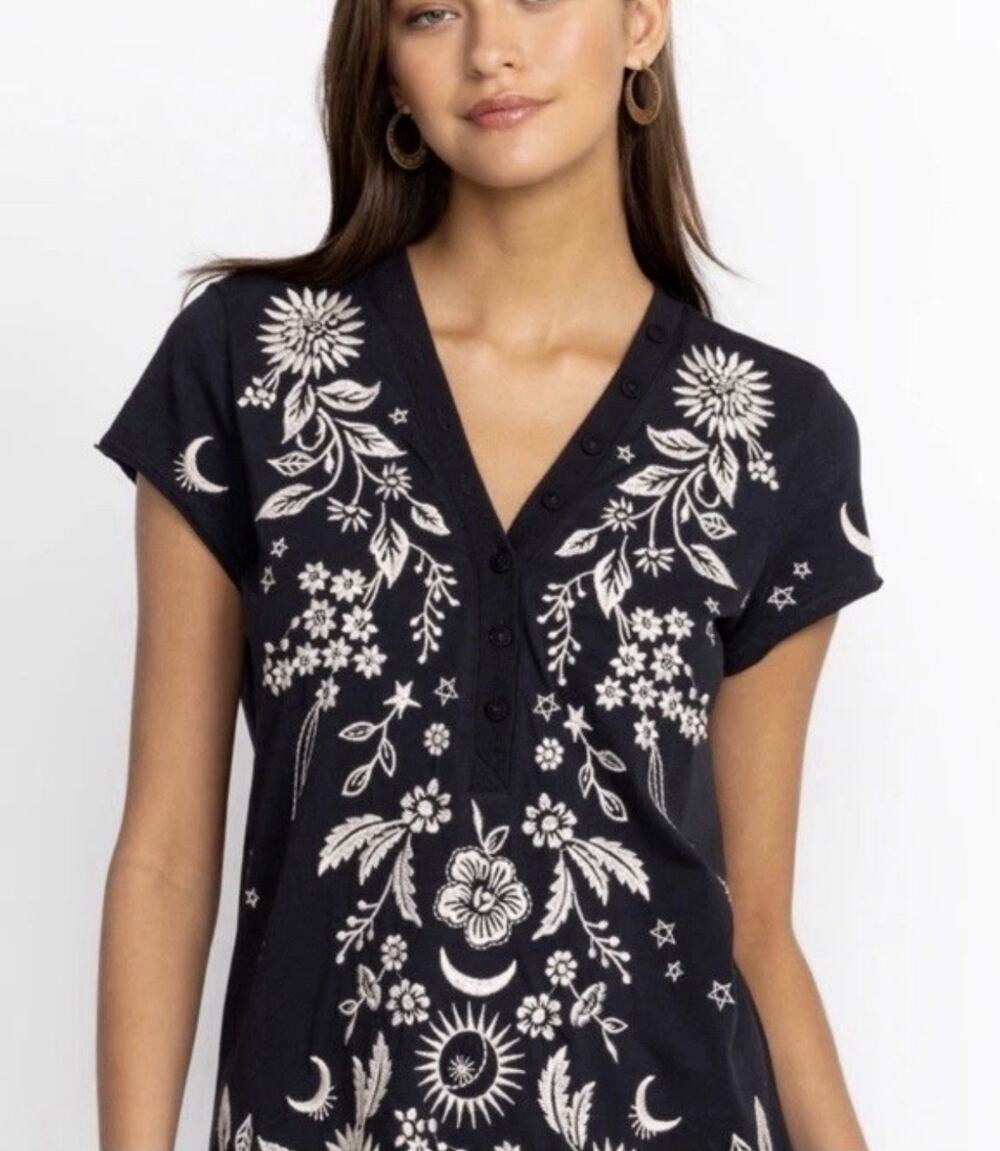 Johnny Was Oleander Embroidered Floral Knit Shirt Women's Small Mystical Moons